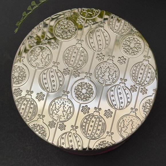 BBW Strawberry Snowflakes Bath & Body Works 3 Wick Candle - Picture 8 of 10